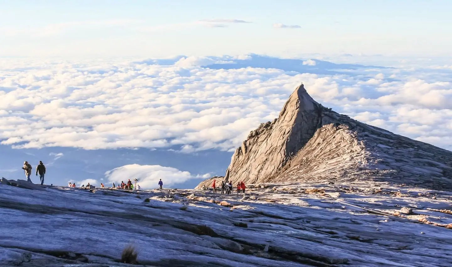 Kinabalu glacier views